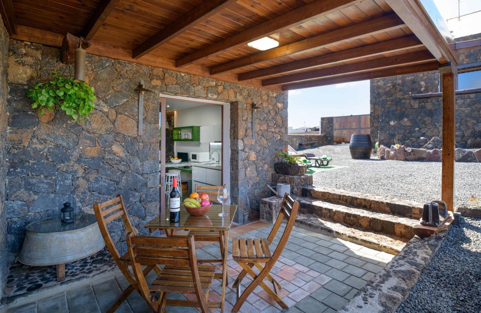 Apartamento Los 4 Nobles Tinajo Buitenkant foto